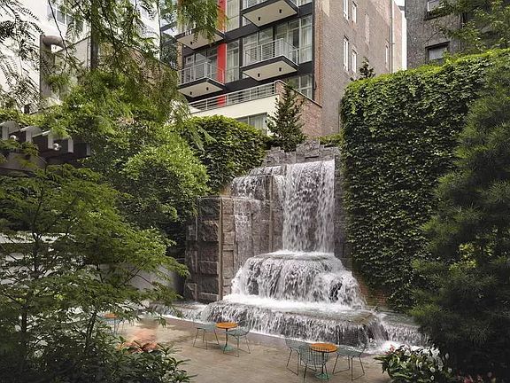 5th image of 211 E 51st St APT 9D