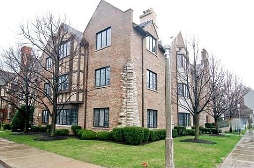 1st image of 521 Oakwood Ave APT 3A