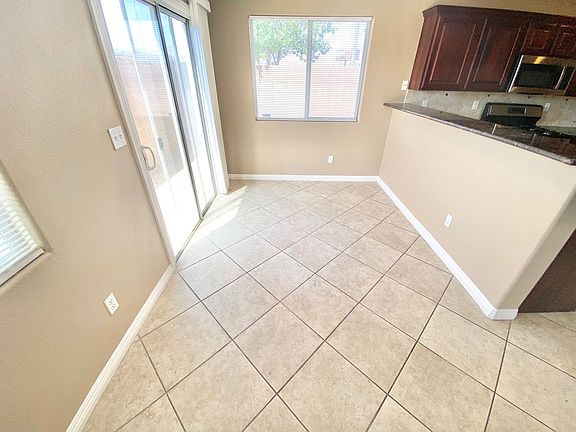 3rd image of 8353 Wildwood Glen Dr
