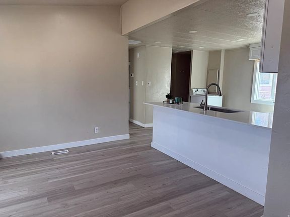 5th image of 446 W 500 S #24