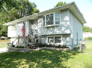 639 S Oak St, Gardner, KS 66030