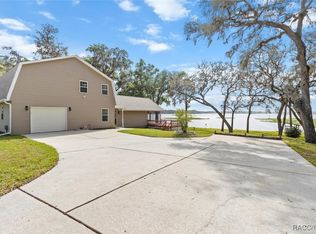 6443 W Riverbend Rd, Dunnellon, FL 34433