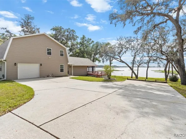 6443 W Riverbend Rd, Dunnellon, FL 34433