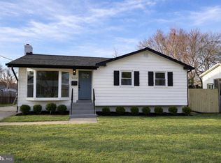 13220 Superior St, Rockville, MD 20853