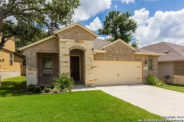 4 bed, 3.0 bath, 2184 sqft, $2,400 — Photo 2
