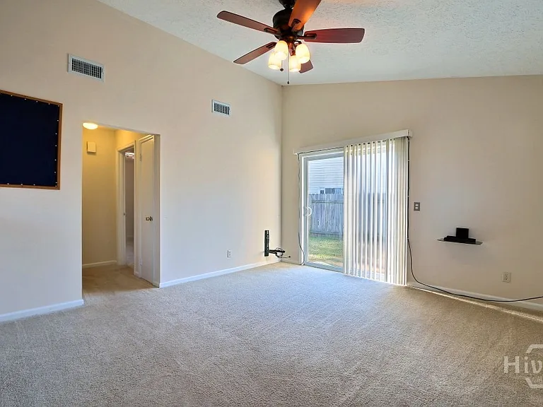 307 Mapmaker Ln — Photo 5