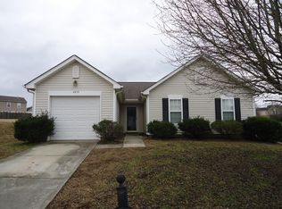 4030 Dover Downs Dr, Charlotte, NC 28216