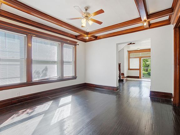 5th image of 1515 NE Perry Ave