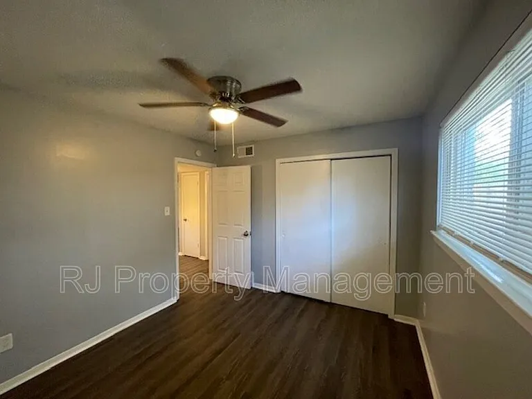 605 Patterson St #7 — Photo 11