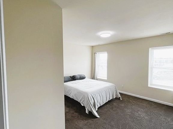 5th image of 424 S Monroe St #201