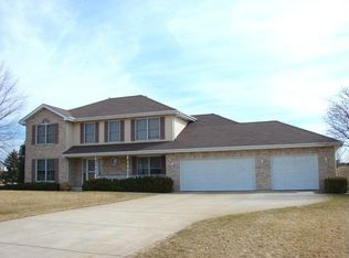 2740 Chessington Dr, New Lenox, IL 60451