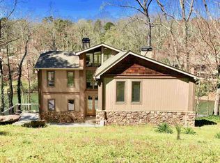 624 Lakeshore Dr, Berkeley Lake, GA 30096