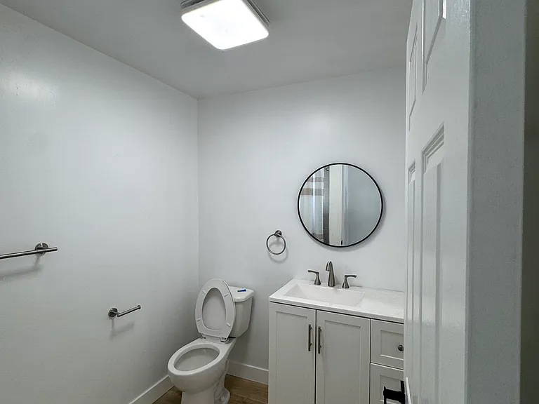 1328 W 87th St #A — Photo 15