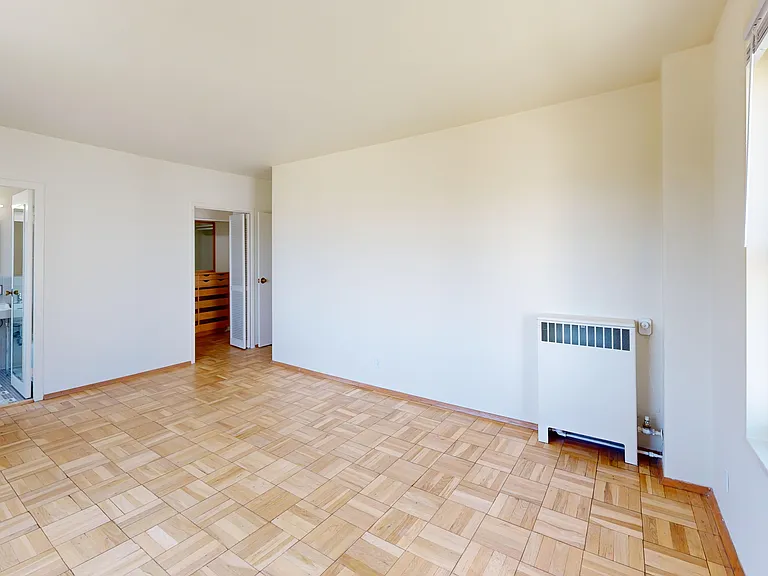 Parkmerced Apartments — Photo 33