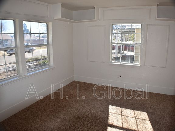 5th image of 818 S Carolina St