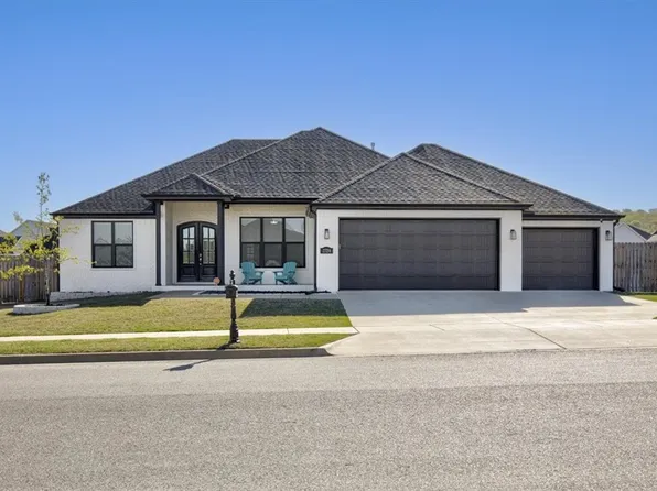 2724 S Carbon Rd, Fayetteville, AR 72701