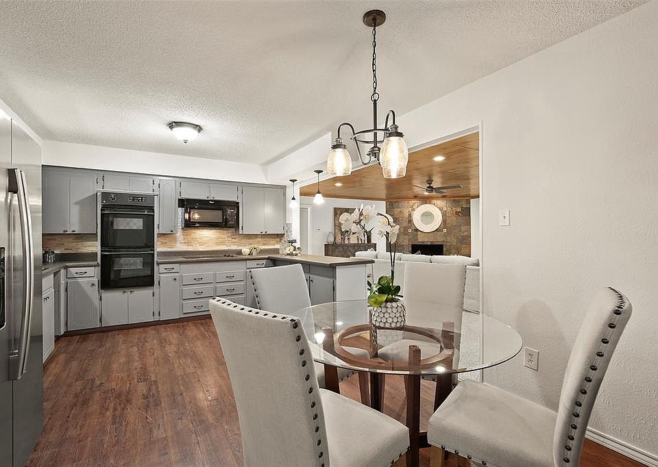 1st image of 2112 Cartwright Dr