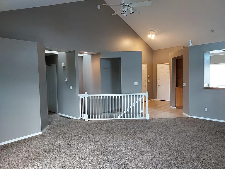 8825 N Prescott Rd — Photo 4