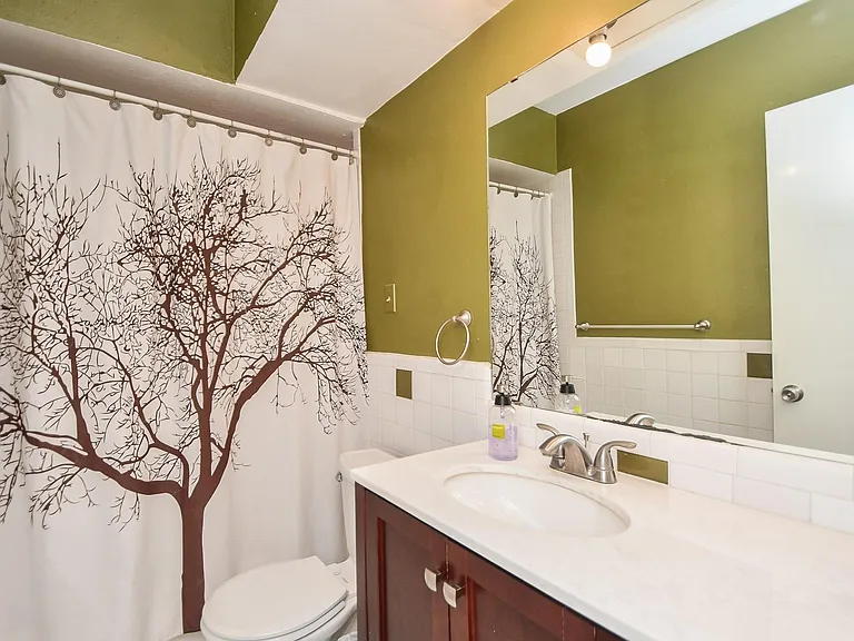 2601 Bellefontaine St — Photo 26