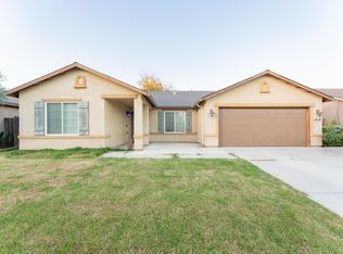 1914 Amarone Ave, Tulare, CA 93274