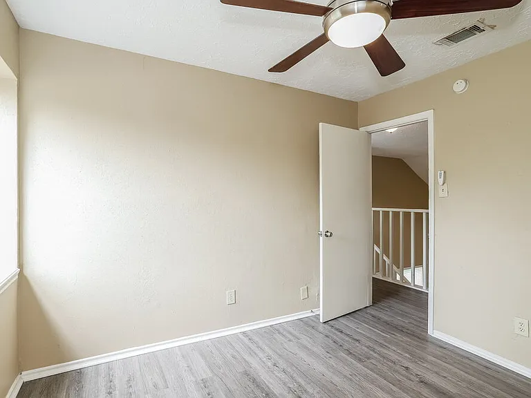 6042 Beaconridge Dr — Photo 14