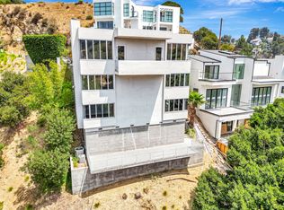 6396 Weidlake Dr, Los Angeles, CA 90068