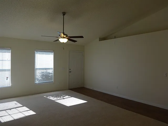 1613 SW Carillo Ave — Photo 12