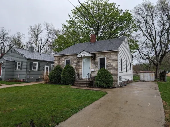 2609 53rd St, Des Moines, IA 50310