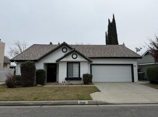 2134 E Pinedale Ave, Fresno, CA
