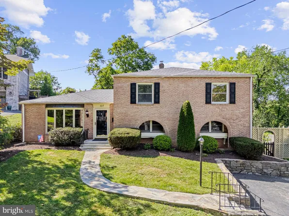 107 Roszel Rd, Winchester, VA 22601