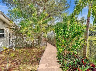 3998 NW 5th Ave, Boca Raton, FL 33431