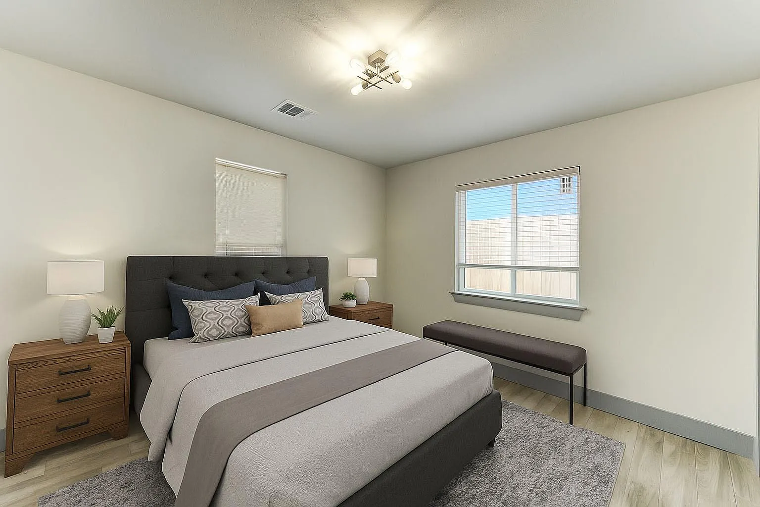 2 bed, 1.0 bath, 650 sqft, $1,350 — Photo 3