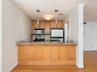 3728 Locust St APT 14, Kansas City, MO 64109