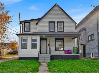 1153 University Ave E, Windsor, ON N9A 3A5