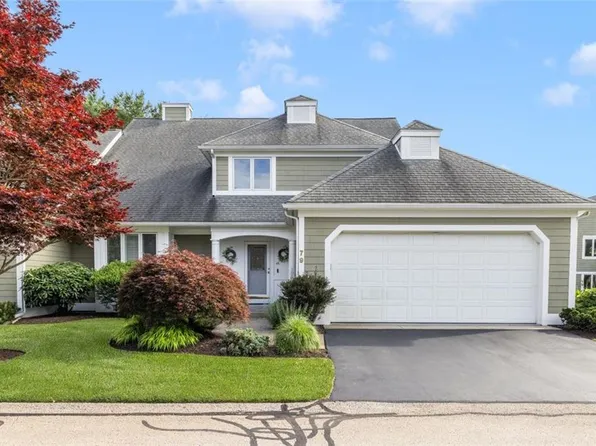 79 Woods Way, North Kingstown, RI 02852