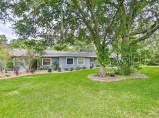 820 Crenshaw Lake Rd, Lutz, FL 33548