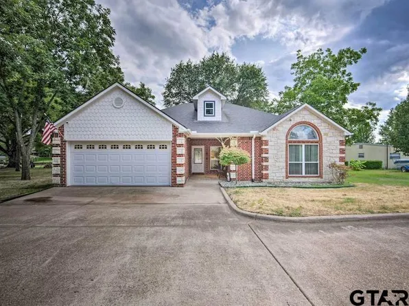 150 Redondo Dr, Gun Barrel City, TX 75156