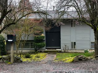 8955 SW Midea Ln, Portland, OR 97225