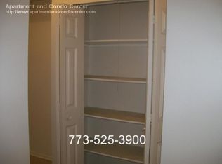 4322 N Sheridan Rd APT 101, Chicago, IL 60613