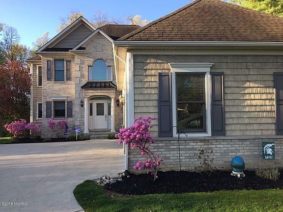 4th image of 15110 Alister Mackenzie Ave
