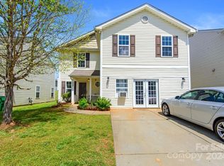 5235 Grays Ridge Dr, Charlotte, NC 28269