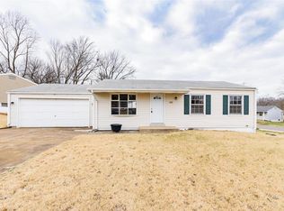 1823 Hudson Rd, Saint Louis, MO 63136