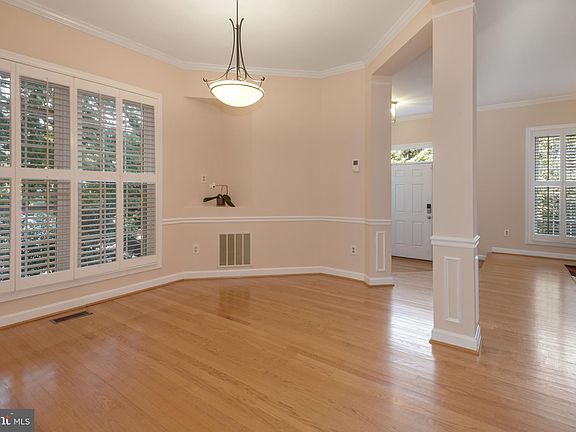 5th image of 2911 Gettysburg Sq
