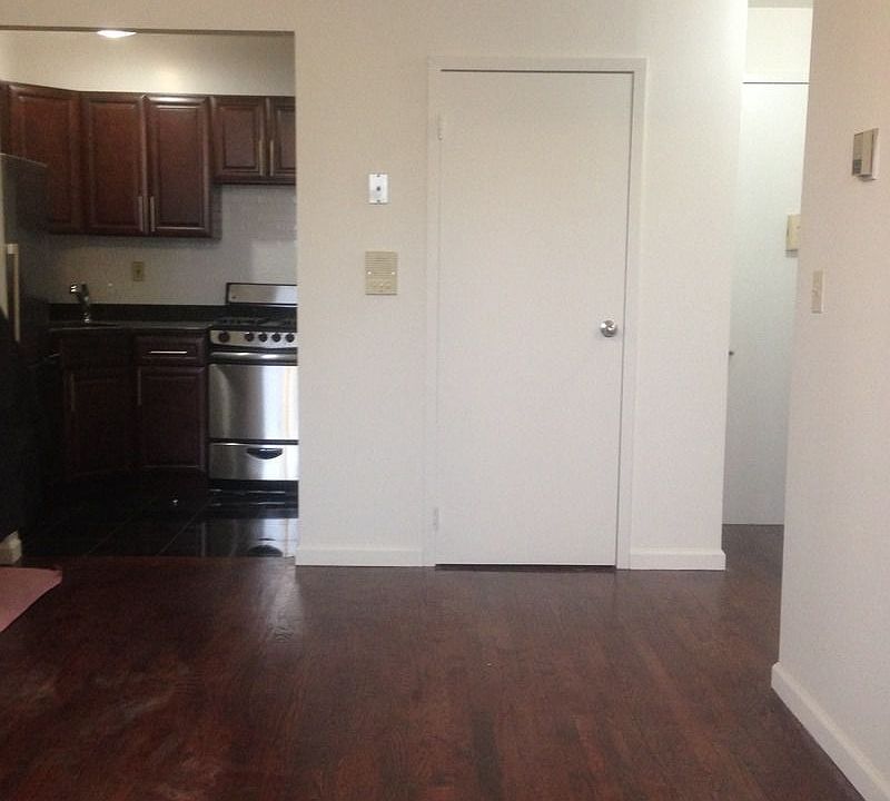 1st image of 1407 31st Ave APT 2B