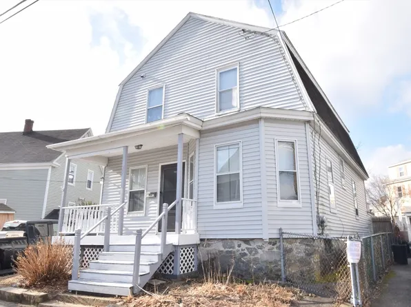 244 White St, Lowell, MA 01854