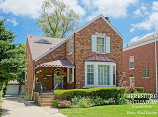 9315 S Oakley Ave, Chicago, IL 60643