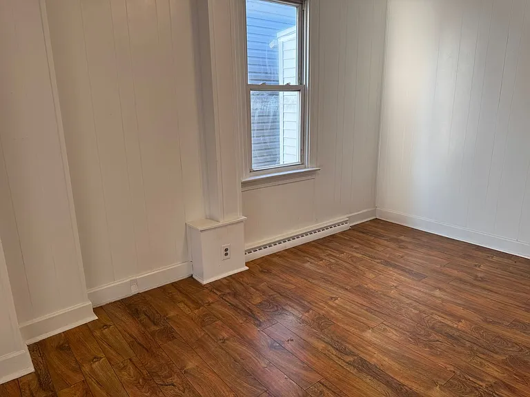 638 N Franklin St — Photo 10