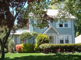 6 Harding Rd, Glen Rock, NJ 07452