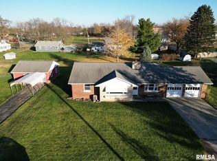 306 N Lincoln St, Metamora, IL 61548