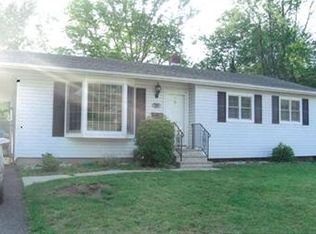 20 Brookside Rd, Edison, NJ 08817